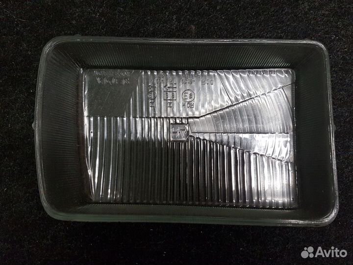 Стекло фары правое passat, santana B2