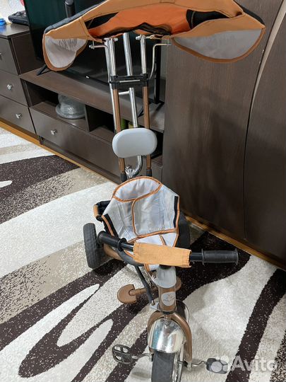 Детский трехколесный велосипед