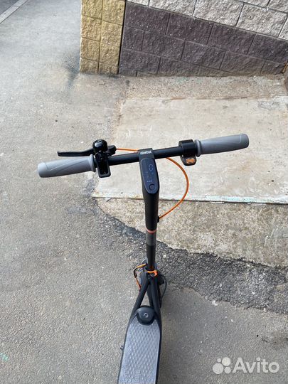 Электросамокат ninebot kickscooter f40