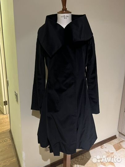 Ветровка Pinko 44, пальто Teresa Tardia 48 италия