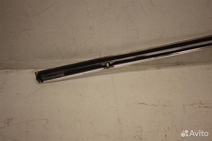 Молдинг двери задней левой Peugeot-Citroen DS5