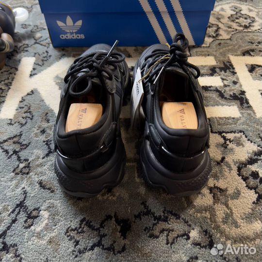 Adidas Ozweego