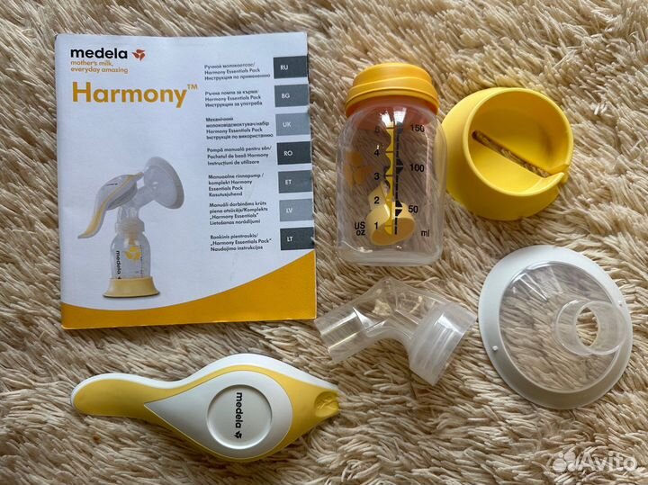 Молокоотсос ручной Medela Harmony