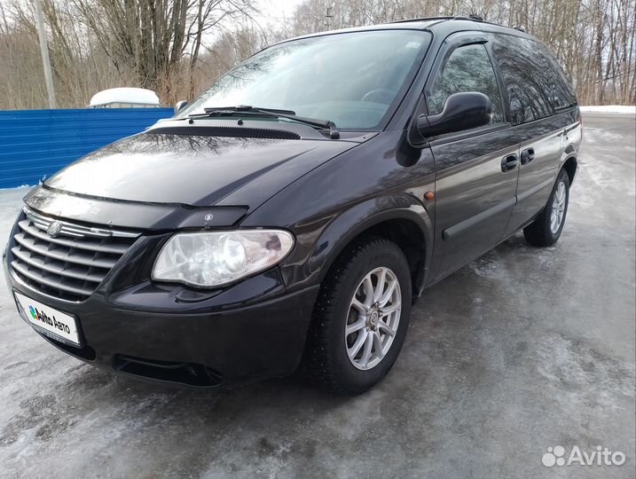 Chrysler Voyager 2.8 AT, 2004, 188 500 км