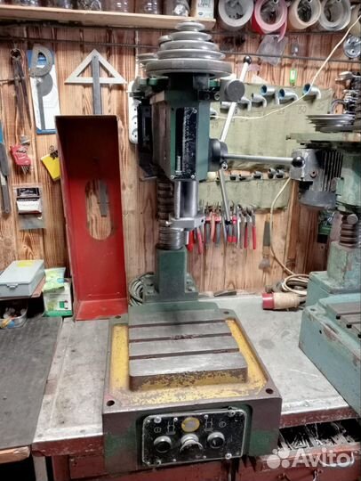 Сверлильный станок 2м112