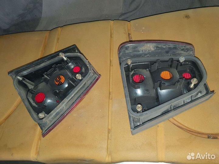 Задние фонари на вольво 1990г