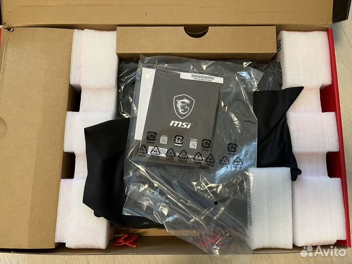 Игровой ноутбук MSI GT63 Titan 9SG