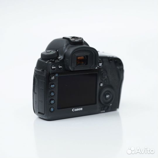 Фотоаппарат Canon 5D mark 4