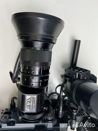 Профессиональная видеокамера sony dvcam 570