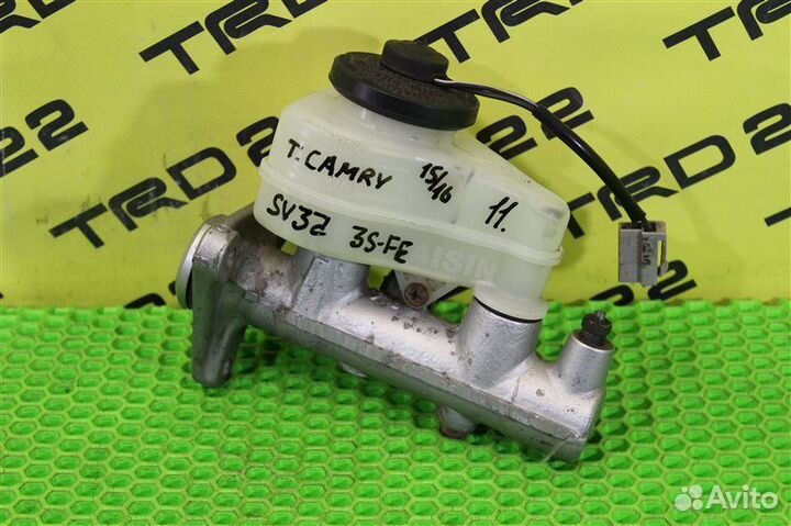 Главный тормозной цилиндр Toyota Camry SV32 3S-FE