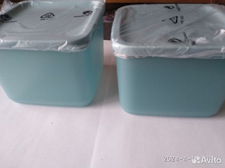Контейнеры Tupperware