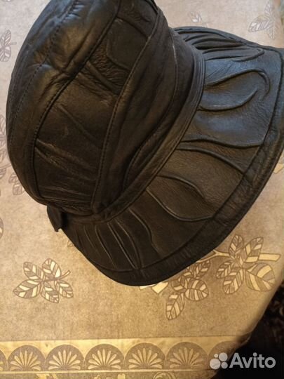 Шляпа женская., кожа