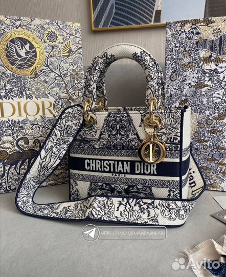 Сумка Dior Lady DLite