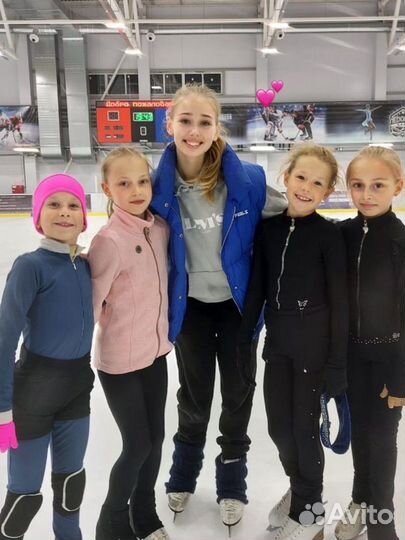 Тренер по фигурному катанию