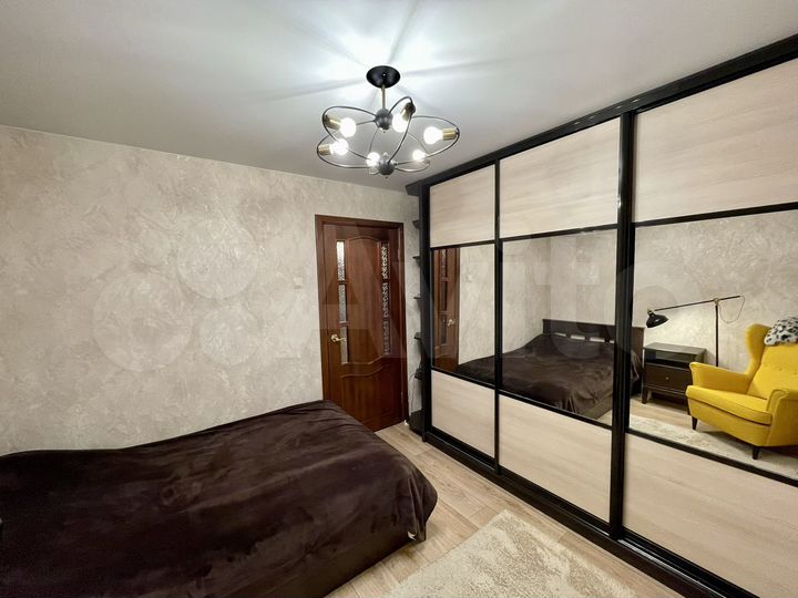 3-к. квартира, 60,7 м², 6/12 эт.