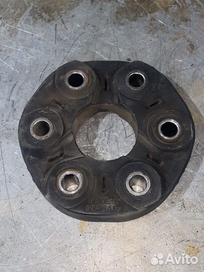 Муфта эластичная карданного вала BMW