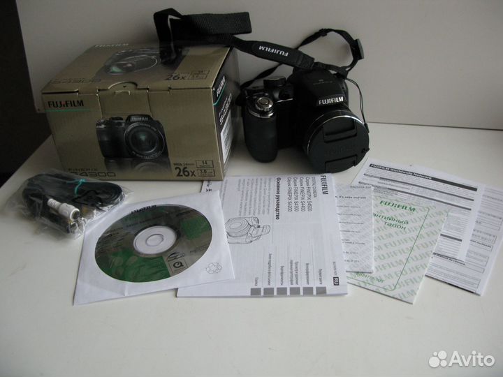 Fujifilm FinePix S4300