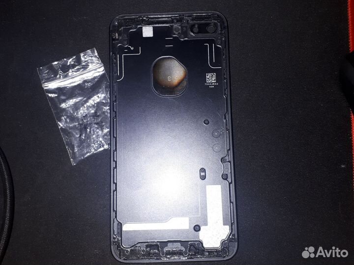 Задняя крышка iPhone 7 plus