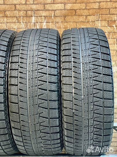 Bridgestone Blizzak Revo GZ 225/55 R17