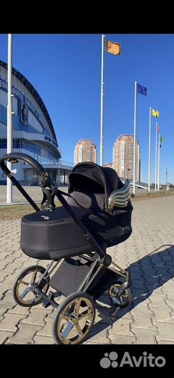 Коляска 3 в 1 Cybex Priam Jeremy Scott Wings