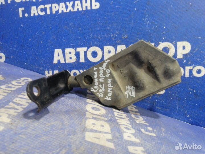 Кронштейн опоры двигателя Toyota Camry 40 седан