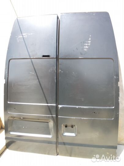 Двери здании на ford transit