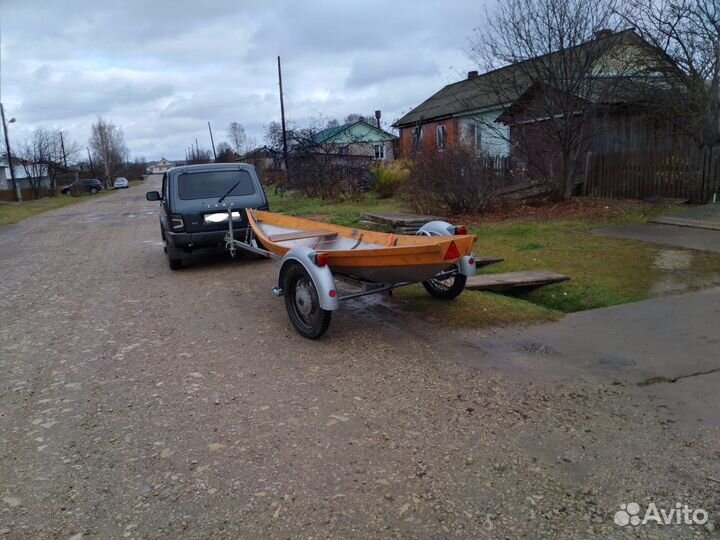 Лодка с прицепом