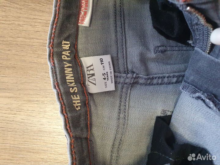 Джинсы для девочки размер 110 zara и philippрlein