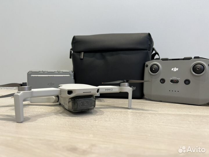Квадрокоптер DJI mini 2 (FLY more combo)