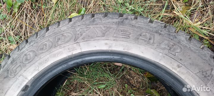 Goodyear UltraGrip 205/55 R16 91