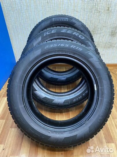 Pirelli Ice Zero 235/65 R19