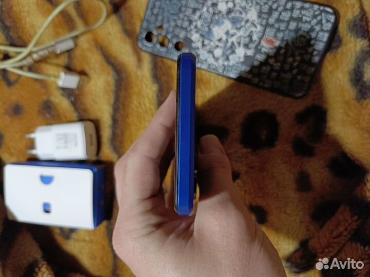TECNO Pova 4, 8/128 ГБ