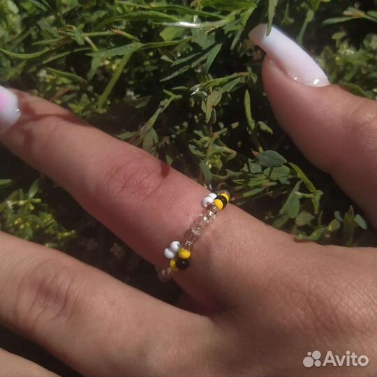 Кольцо из бисера