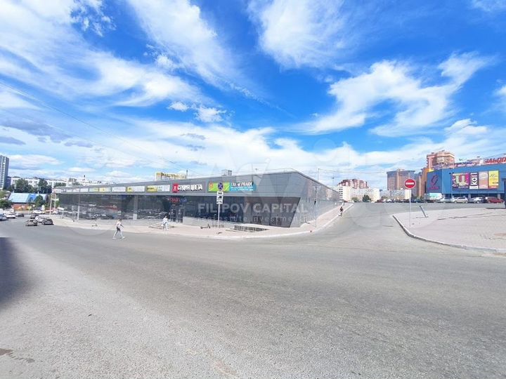 Торговая площадь трц Ультра