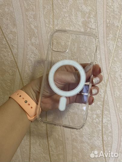 Чехол на iPhone 11 magsafe