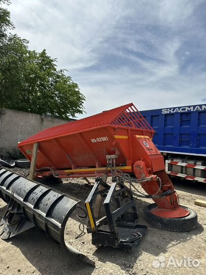 Пескоразбрасыватель камаз