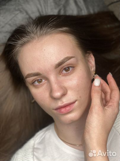 Перманентный макияж бровей