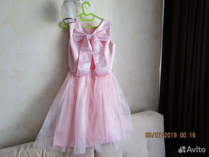 Нарядное платье