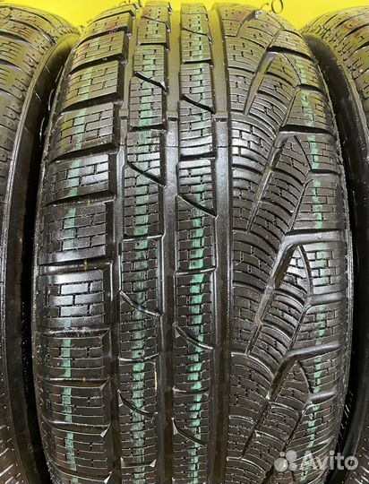 Pirelli Winter Sottozero 210 Serie II 225/50 R17 94H