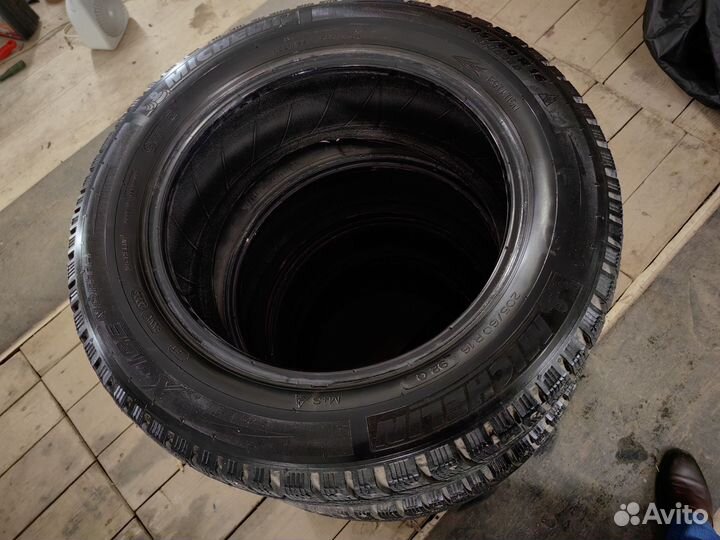 Michelin X-Ice North 205/60 R16 92Q