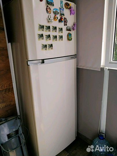 Холодильник Sharp бу