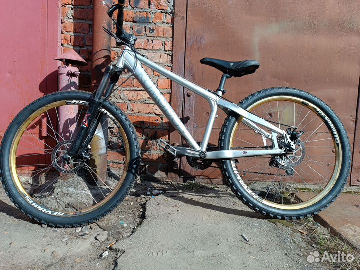 Jamis Komodo USA MTB 14/26