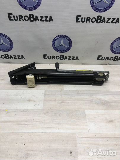Домкрат Mercedes X164