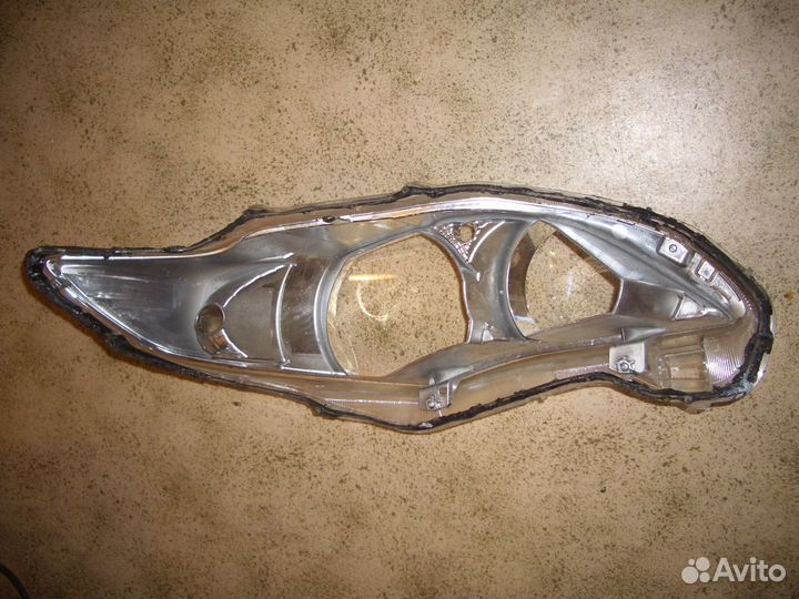 Стекло фары левой Тойота Королла с10-13г