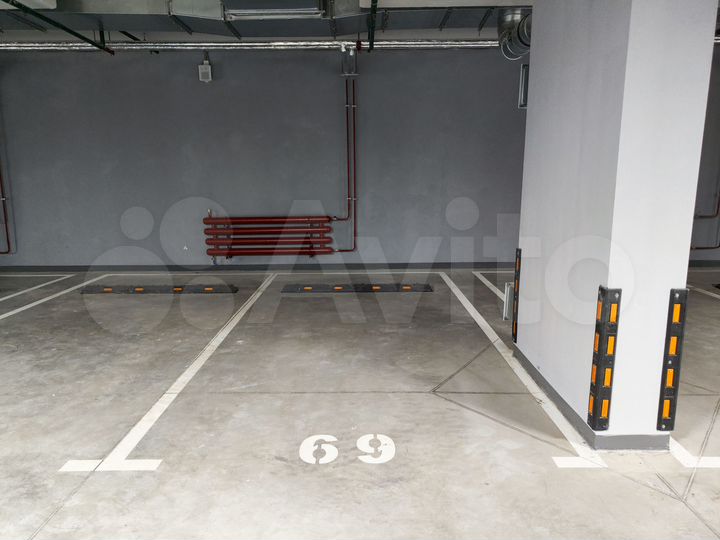 Машиноместо, 14 м²