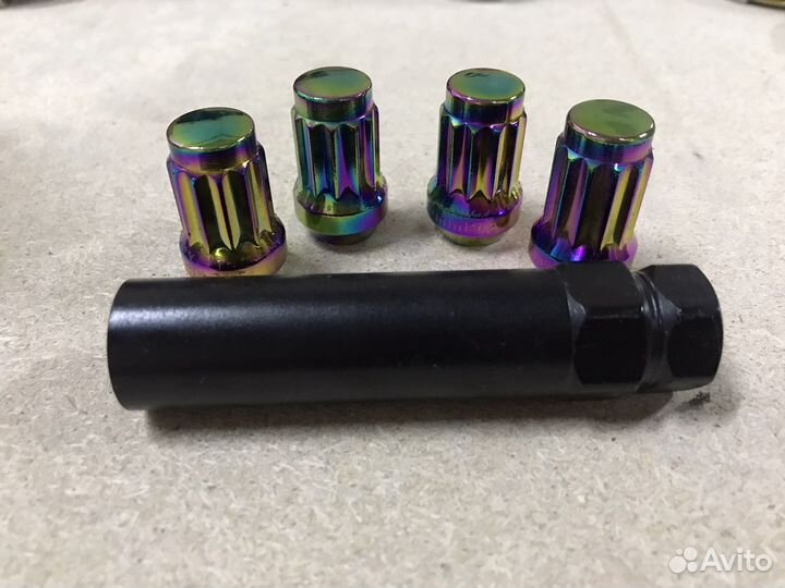 Гайки М12х1,5 12 луч, ключ