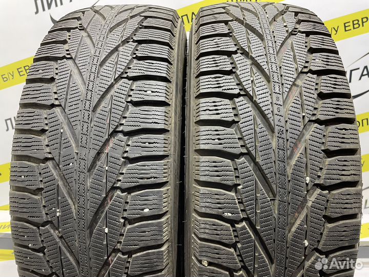 Nokian Tyres Hakkapeliitta R2 SUV 215/70 R16