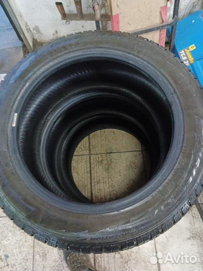 Pirelli Ice Zero 215/55 R17 101
