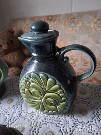 Глиняный кувшин