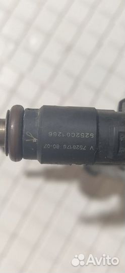 Рейка топливная рампа Citroen C4 EP6